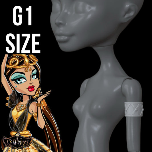 13 Wishes Cleo De Nile Arm Cuff